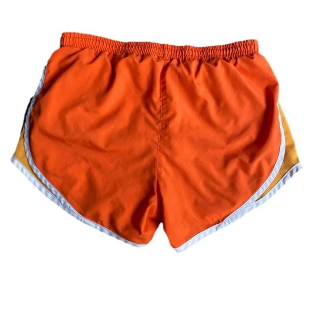 Nike XS Dry Fit Activewear Orange Shorts with White Lining - Picture 4 of 6